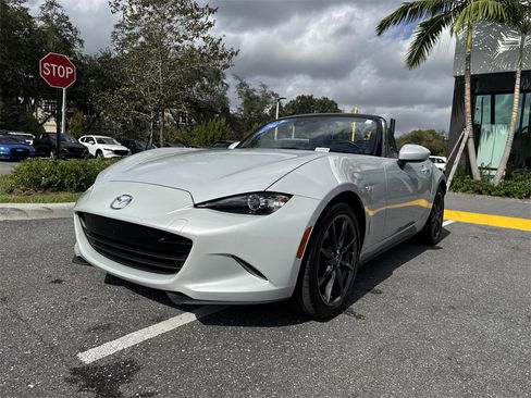 Used 2019 MAZDA MX-5 Miata Grand Touring image 32