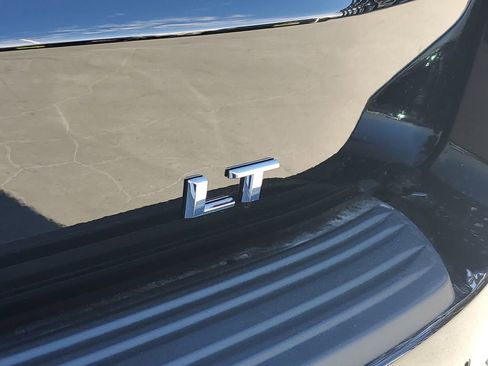 New 2026 Chevrolet Suburban LT w/ Comfort Package image 8