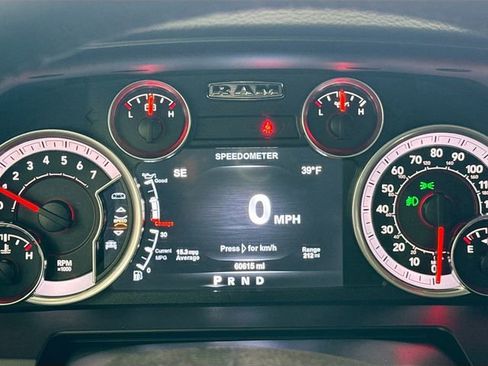 Used 2015 RAM 1500 Laramie w/ Convenience Group image 13