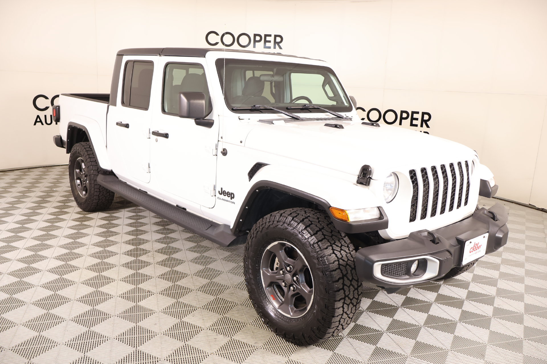 Used 2022 Jeep Gladiator Sport AWD/4WD image 1
