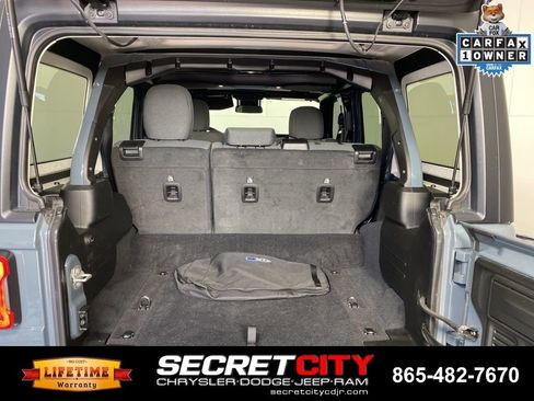 Used 2024 Jeep Wrangler Unlimited w/ Convenience Group AWD/4WD image 30