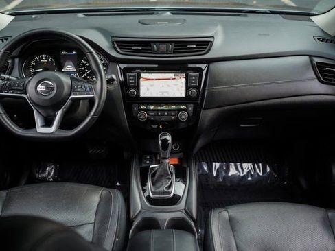 Used 2020 Nissan Rogue SL FWD image 19