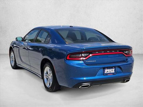 Used 2022 Dodge Charger SXT RWD image 8