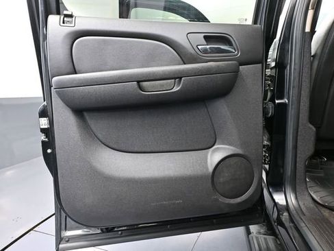 Used 2010 Chevrolet Silverado 2500 LTZ w/ LTZ Plus Package AWD/4WD image 34