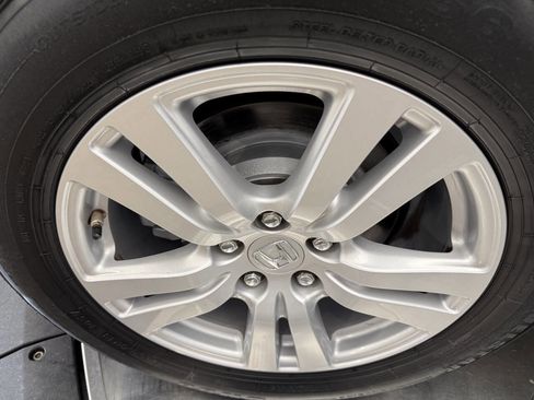 Used 2017 Honda Pilot LX image 31