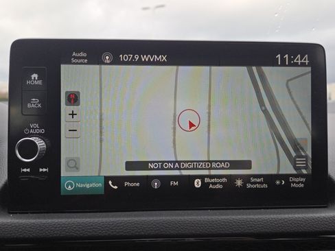 Used 2022 Honda Civic Touring image 5