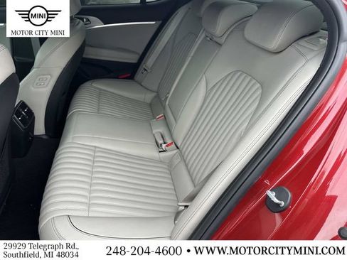 Used 2022 Genesis G70 3.3T w/ Sport Advanced Package image 15