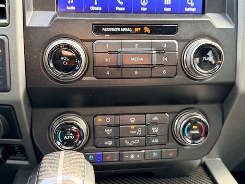 Used 2019 Ford F150 Raptor w/ Equipment Group 802A Luxury image 21