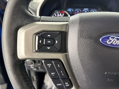 Used 2020 Ford F150 Lariat w/ Equipment Group 502A Luxury AWD/4WD image 13