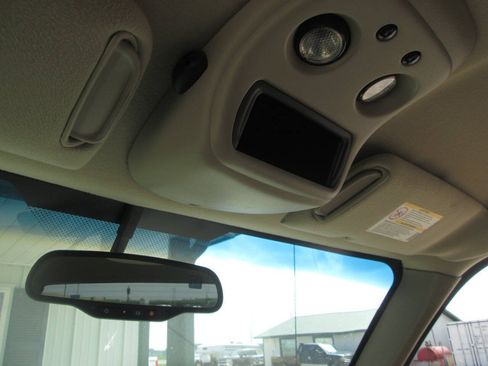 Used 2004 GMC Sierra 2500 SLT w/ Snow Plow Prep Package AWD/4WD image 17