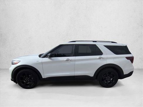 Used 2024 Ford Explorer ST-Line w/ Class IV Trailer Tow Package image 8