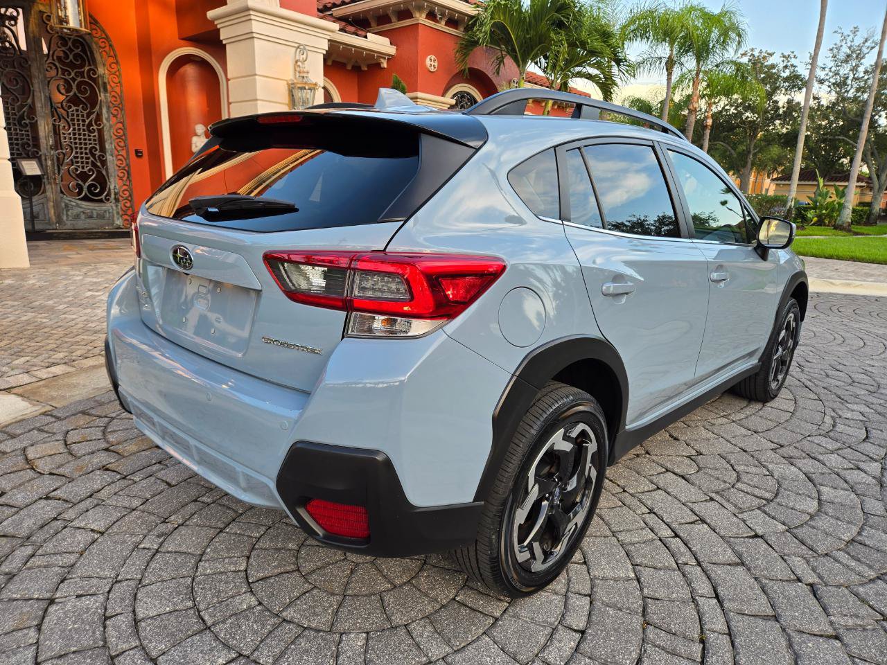 Used 2023 Subaru Crosstrek 2.5i Limited AWD/4WD image 16