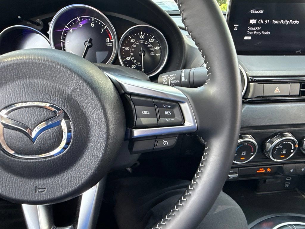 Used 2025 MAZDA MX-5 Miata RF Grand Touring RWD image 26