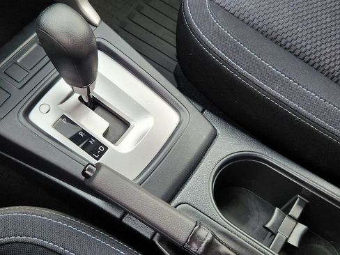 Used 2016 Subaru Forester 2.5i w/ Alloy Wheel Package image 30