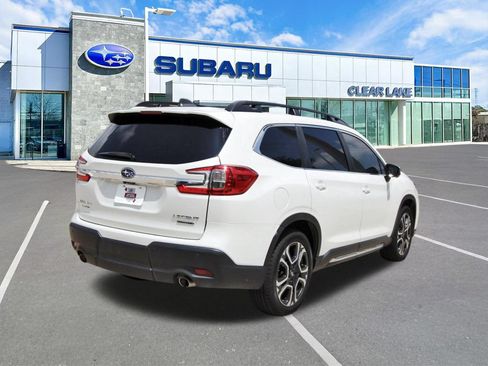 Used 2023 Subaru Ascent Limited w/ Technology Package AWD/4WD image 6