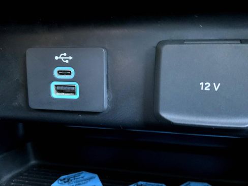 Used 2024 Ford F250 XLT w/ FX4 Off-Road Package image 34