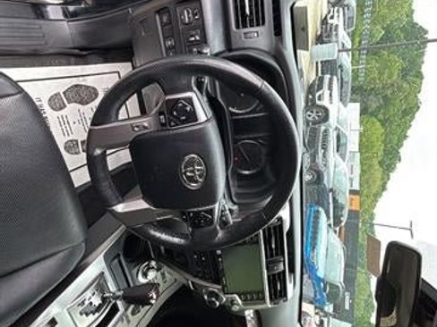 Used 2023 Toyota 4Runner Limited AWD/4WD image 22