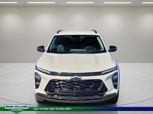 Used 2024 Chevrolet Trax ACTIV w/ Driver Confidence Package FWD image 9