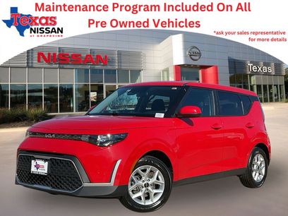 Used 2025 Kia Soul LX w/ LX Technology Package