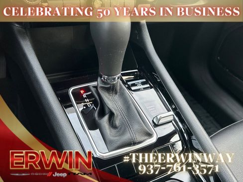 Certified 2024 Jeep Compass Limited image 22