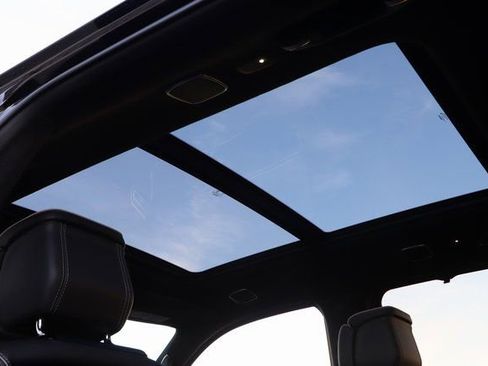 New 2024 Jeep Grand Wagoneer Series II AWD/4WD image 33