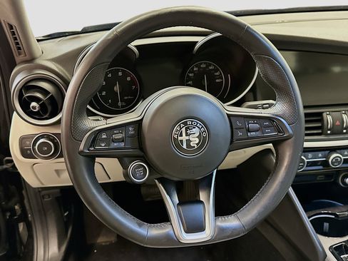 Used 2021 Alfa Romeo Giulia Ti w/ Active Assist 2 Package TI image 18