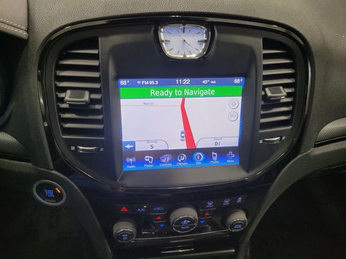 Used 2012 Chrysler 300 S w/ Luxury Group AWD/4WD image 7