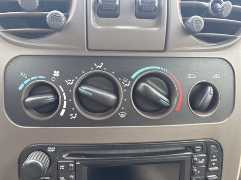 Used 2005 Chrysler PT Cruiser GT image 15