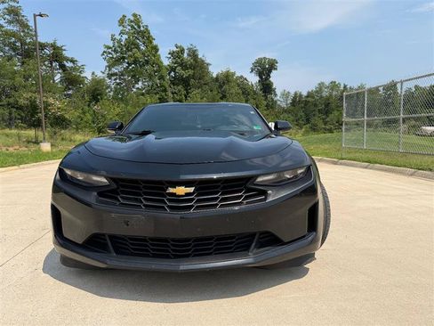 Used 2021 Chevrolet Camaro LT RWD image 3