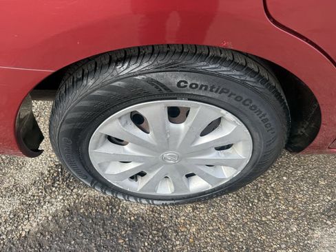 Used 2017 Nissan Versa SV image 16