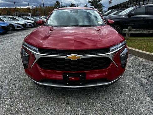 New 2026 Chevrolet Trax LT w/ Driver Confidence Package image 8