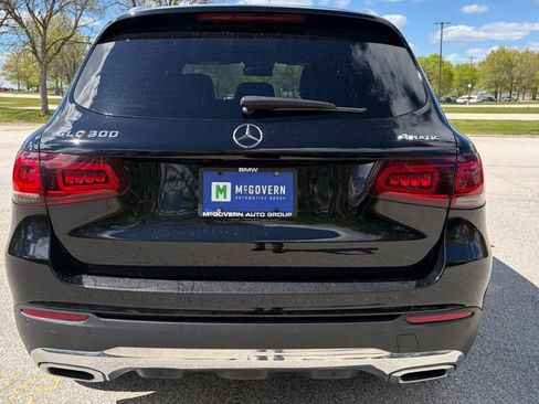 Used 2022 Mercedes-Benz GLC 300 4MATIC image 4