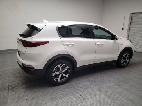 Used 2021 Kia Sportage LX AWD/4WD image 10