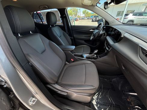 Used 2025 Buick Encore GX Preferred AWD/4WD image 35