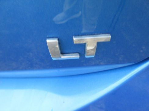 Used 2024 Chevrolet Equinox LT w/ LPO, Floor Liner Package image 10