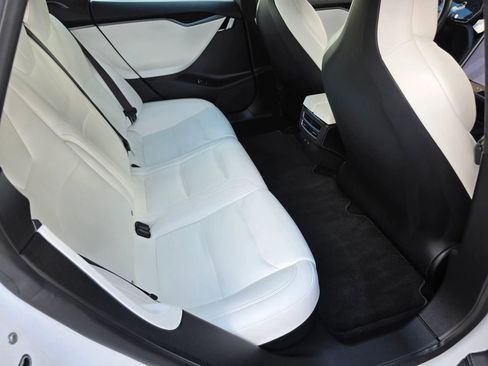 Used 2019 Tesla Model S P100D AWD/4WD image 32