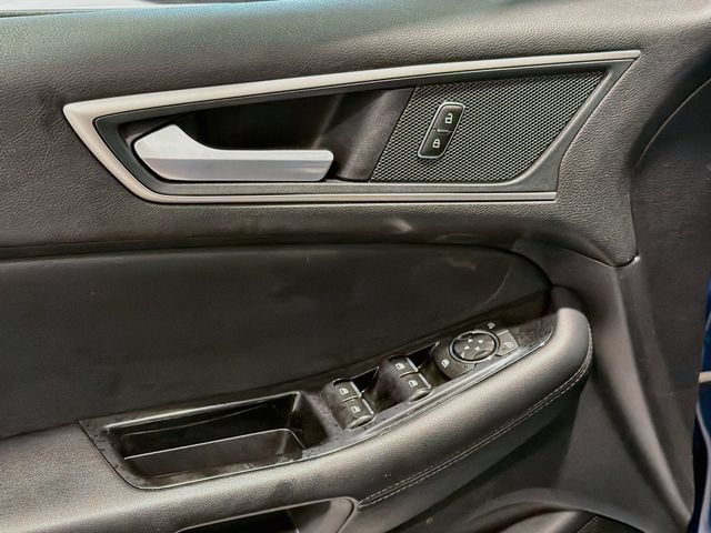 Used 2020 Ford Edge SEL w/ Convenience Package AWD/4WD image 16