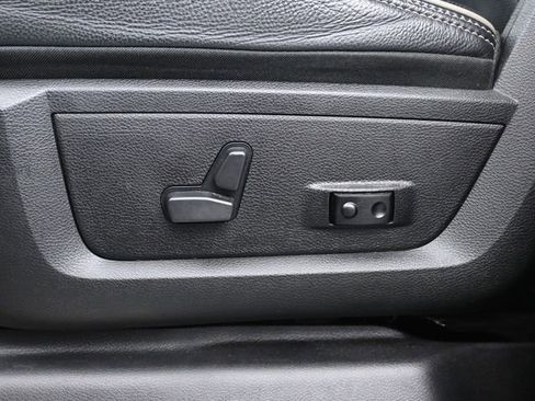 Used 2022 RAM 2500 Limited image 11