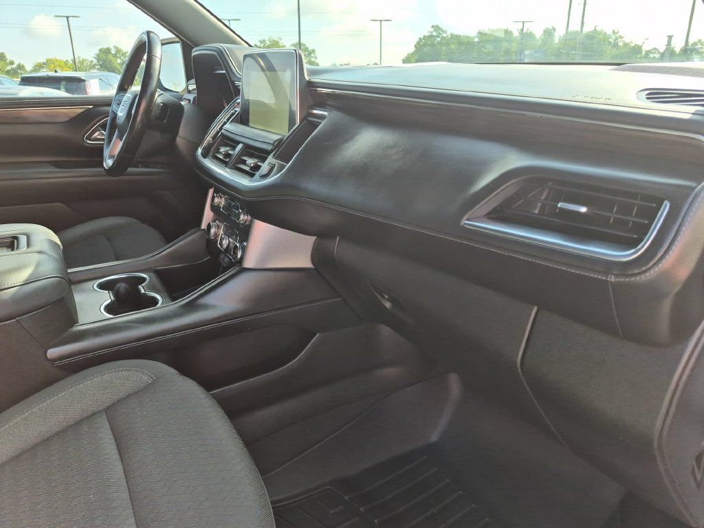Used 2022 GMC Yukon SLE w/ Gmc Pro Safety Plus Package AWD/4WD image 34
