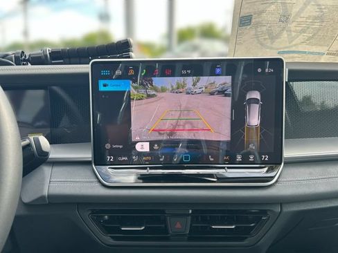 New 2026 Volkswagen Tiguan SE AWD/4WD image 18