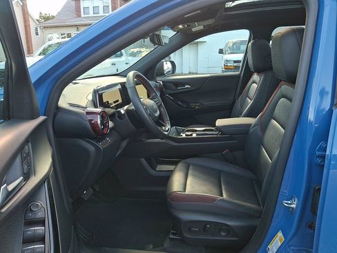 Certified 2025 Chevrolet Equinox RS w/ Safety and Technology Package AWD/4WD image 13