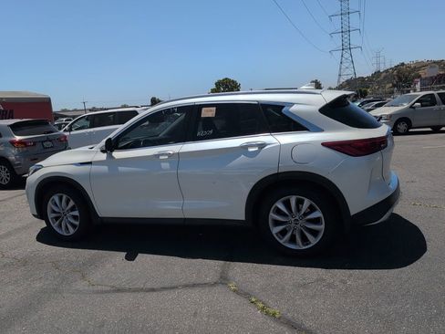 Used 2019 INFINITI QX50 Essential w/ Premium Audio Package FWD image 8