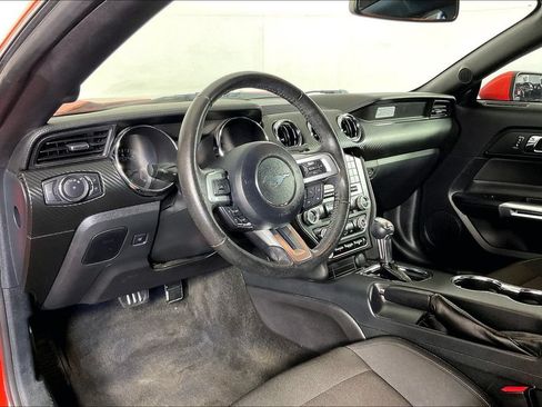 Used 2015 Ford Mustang Coupe w/ Equipment Group 051A RWD image 15