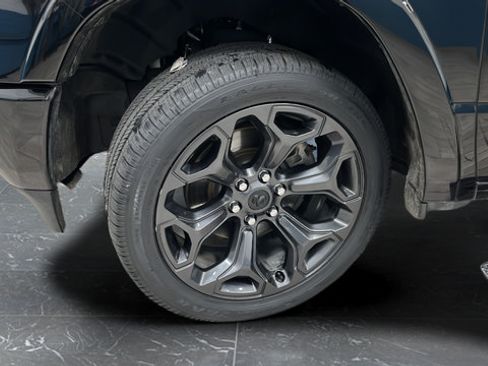 Used 2023 RAM 1500 Limited AWD/4WD image 37