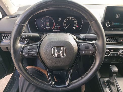 Used 2022 Honda Civic EX image 13