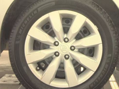 Used 2016 Toyota Corolla LE w/ Body Protection Package #1 FWD image 7