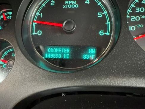 Used 2014 Chevrolet Suburban LTZ AWD/4WD image 8