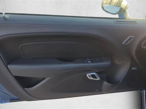 Used 2021 Dodge Challenger SXT w/ Plus Package RWD image 8