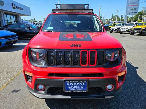 Used 2020 Jeep Renegade Latitude w/ Popular Equipment Group AWD/4WD image 8