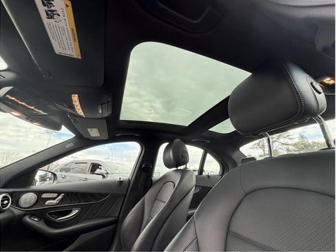 Used 2016 Mercedes-Benz C 300 4MATIC Sedan image 22